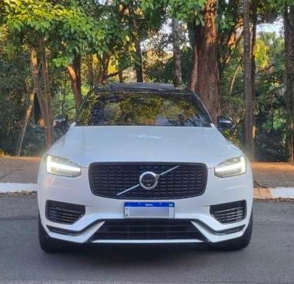 VOLVO-XC90-2024