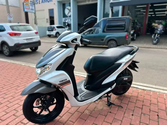 YAMAHA FLUO 125 ABS YAMAHA FLUO 125 ABS