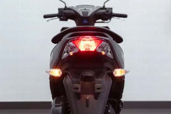 YAMAHA-FLUO 125 HYBRID CONNECTED ABS YAMAHA-FLUO 125 HYBRID CONNECTED ABS-2026