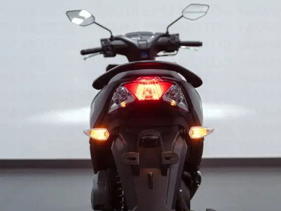 YAMAHA-FLUO 125 HYBRID CONNECTED ABS YAMAHA-FLUO 125 HYBRID CONNECTED ABS-2026