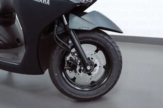 YAMAHA-FLUO 125 HYBRID CONNECTED ABS-2026
