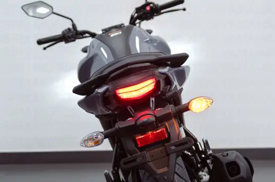 YAMAHA-FZ15 FAZER CONNECTED ABS-2026