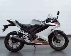 YAMAHA YZF R15 YAMAHA YZF R15