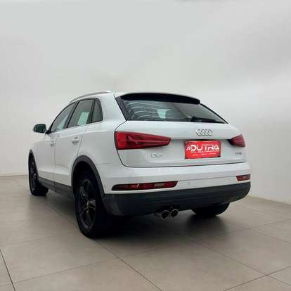 AUDI-Q3-2018