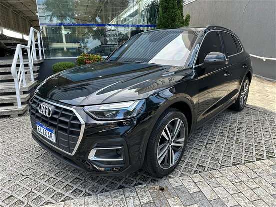 AUDI-Q5-2024