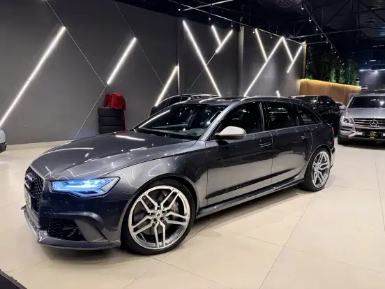 AUDI-RS6-4.0 AVANT V8 32V BI-TURBO GASOLINA 4P TIPTRONIC AUDI-RS6-2017