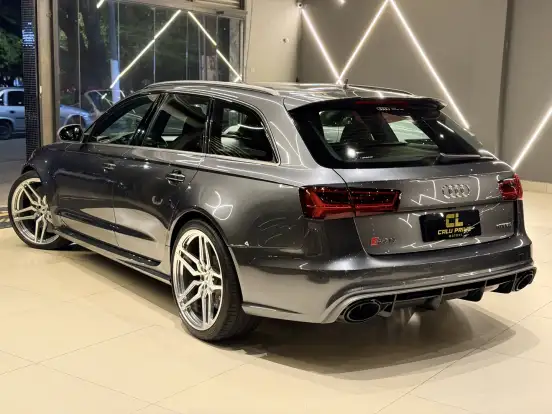 AUDI-RS6-2017