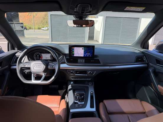 AUDI-Q5-2021