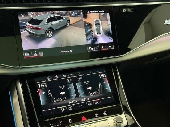 AUDI-Q8-2022