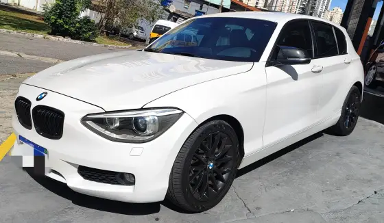 BMW 118i 1.6 GP 16V TURBO GASOLINA 4P AUTOMÁTICO BMW 118i 1.6 GP 16V TURBO GASOLINA 4P AUTOMÁTICO