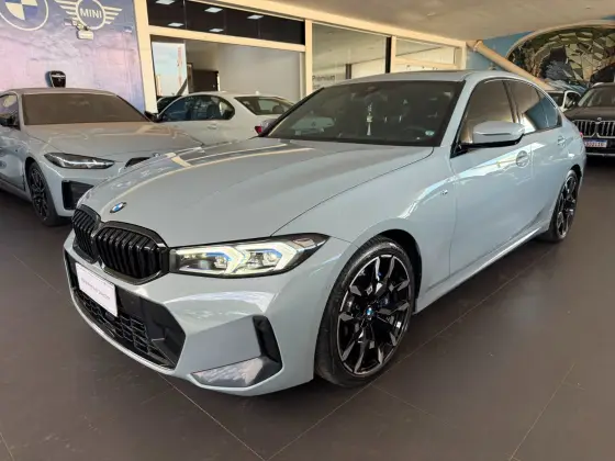 BMW 320i 2.0 16V TURBO FLEX M SPORT AUTOMÁTICO BMW 320i 2.0 16V TURBO FLEX M SPORT AUTOMÁTICO