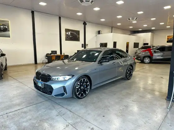 BMW 320i 2.0 16V TURBO FLEX M SPORT AUTOMÁTICO BMW 320i 2.0 16V TURBO FLEX M SPORT AUTOMÁTICO