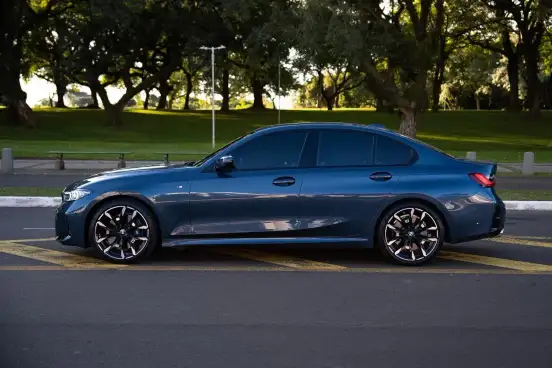 BMW-320i-2026