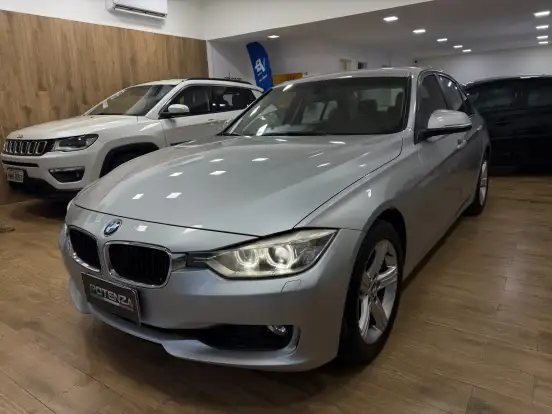 BMW-320i-2015