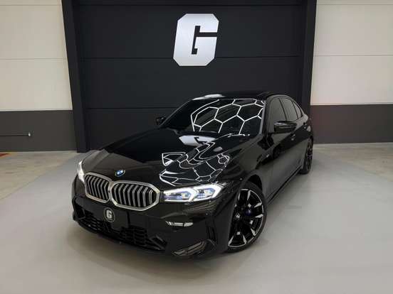 BMW-320i-2025