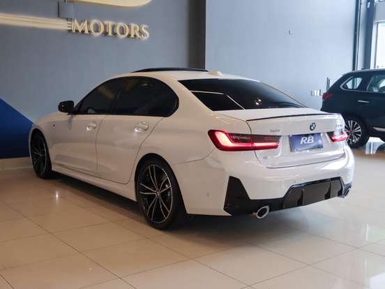 BMW-320i-2.0 16V TURBO FLEX M SPORT AUTOMÁTICO BMW-320i-2023