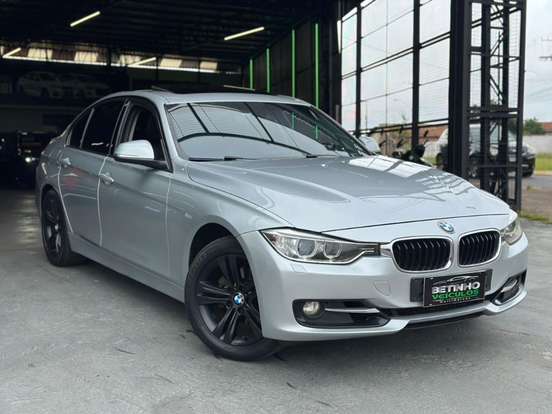 BMW-320i-2015