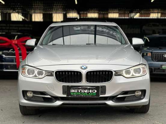 BMW-320i-2015