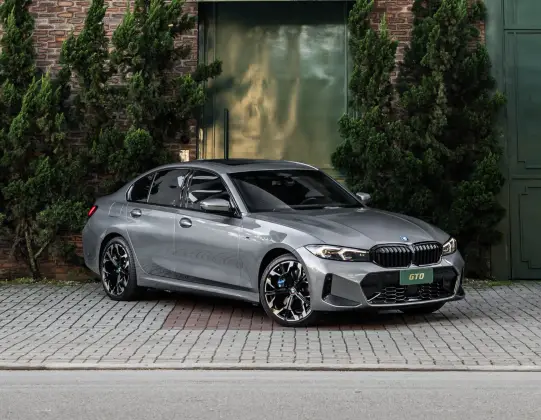 BMW 330e 2.0 16V TURBO HÍBRIDO M SPORT AUTOMÁTICO BMW 330e 2.0 16V TURBO HÍBRIDO M SPORT AUTOMÁTICO