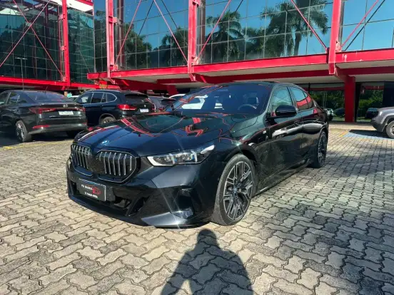 BMW-530e-2.0 TWINPOWER PHEV M SPORT AUTOMÁTICO BMW-530e-2024