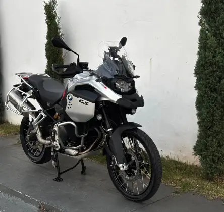 BMW F 900 GS ADVENTURE BMW F 900 GS ADVENTURE
