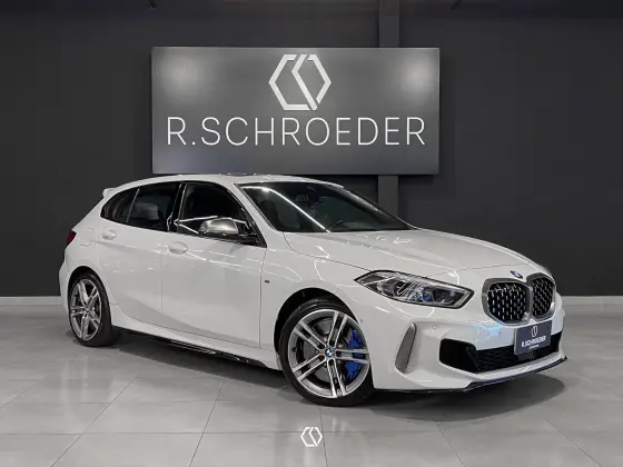 BMW M 135i 2.0 16V TURBO GASOLINA XDRIVE AUTOMÁTICO BMW M 135i 2.0 16V TURBO GASOLINA XDRIVE AUTOMÁTICO