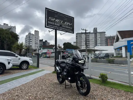 BMW-R 1250 GS PREMIUM TRIPLE BLACK BMW-R 1250 GS PREMIUM TRIPLE BLACK-2022