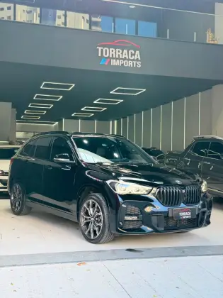 BMW X1 2.0 16V TURBO ACTIVEFLEX SDRIVE20I M SPORT 25 ANOS 4P AUTOMÁTICO BMW X1 2.0 16V TURBO ACTIVEFLEX SDRIVE20I M SPORT 25 ANOS 4P AUTOMÁTICO