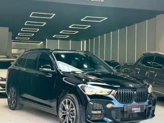 BMW-X1-2.0 16V TURBO ACTIVEFLEX SDRIVE20I M SPORT 25 ANOS 4P AUTOMÁTICO BMW-X1-2020