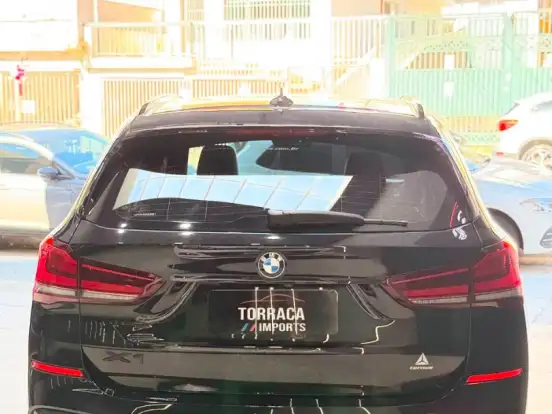 BMW-X1-2.0 16V TURBO ACTIVEFLEX SDRIVE20I M SPORT 25 ANOS 4P AUTOMÁTICO BMW-X1-2020