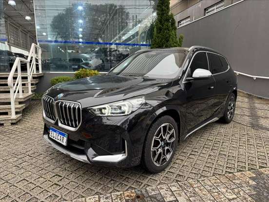 BMW-X1-2024
