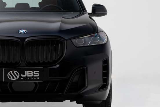 BMW-X5-2024
