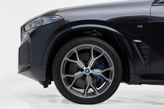 BMW-X5-2024