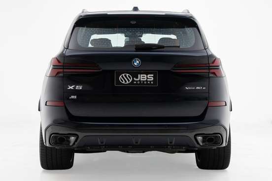 BMW-X5-2024