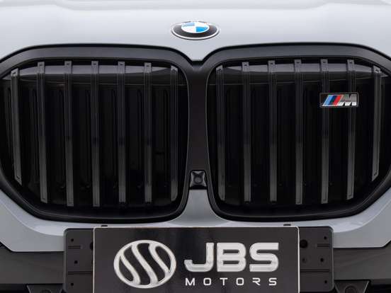 BMW-X7-4.4 V8 GASOLINA M60i STEPTRONIC BMW-X7-2024