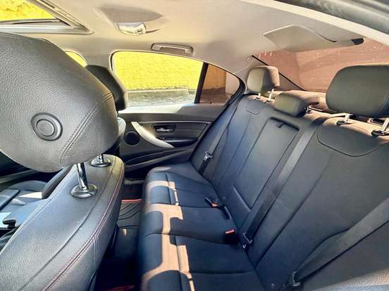 BMW-320i-2.0 SPORT GP 16V TURBO ACTIVE FLEX 4P AUTOMÁTICO BMW-320i-2015