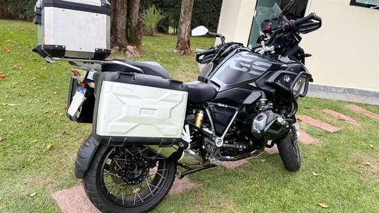 BMW-R 1250 GS PREMIUM TRIPLE BLACK-2023