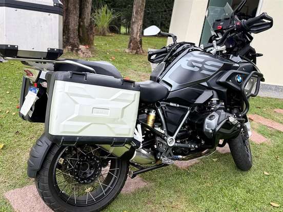 BMW-R 1250 GS PREMIUM TRIPLE BLACK BMW-R 1250 GS PREMIUM TRIPLE BLACK-2023