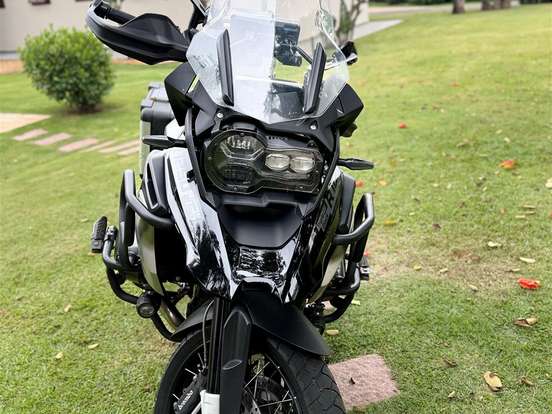 BMW-R 1250 GS PREMIUM TRIPLE BLACK BMW-R 1250 GS PREMIUM TRIPLE BLACK-2023