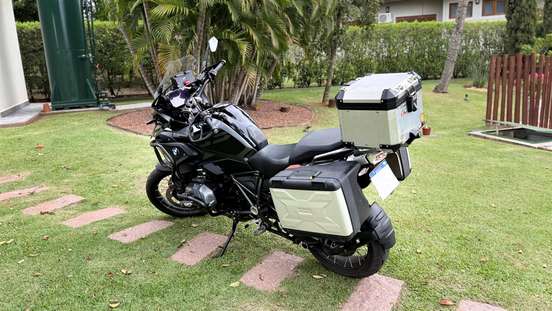 BMW-R 1250 GS PREMIUM TRIPLE BLACK-2023