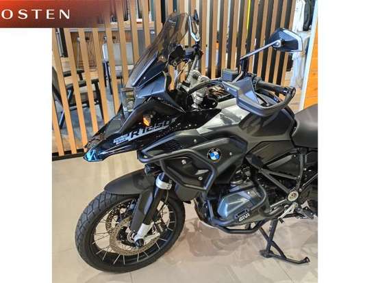 BMW-R 1250 GS PREMIUM TRIPLE BLACK BMW-R 1250 GS PREMIUM TRIPLE BLACK-2023