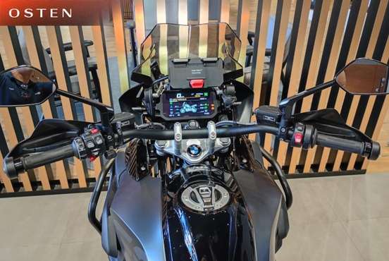 BMW-R 1250 GS PREMIUM TRIPLE BLACK-2023