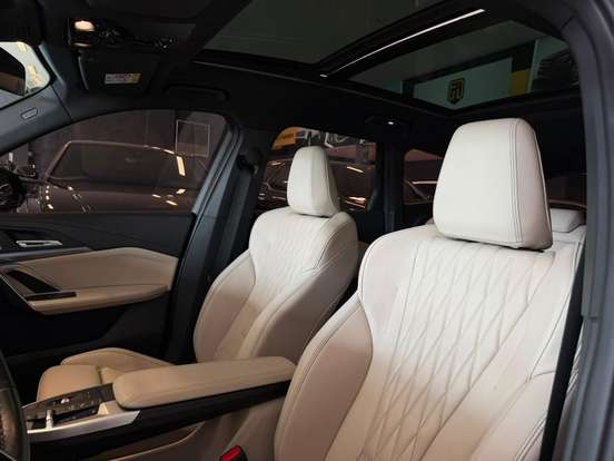 BMW-X1-2023