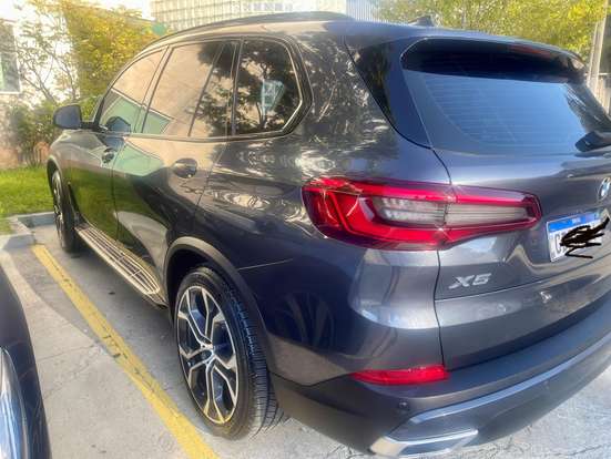 BMW-X5-2018