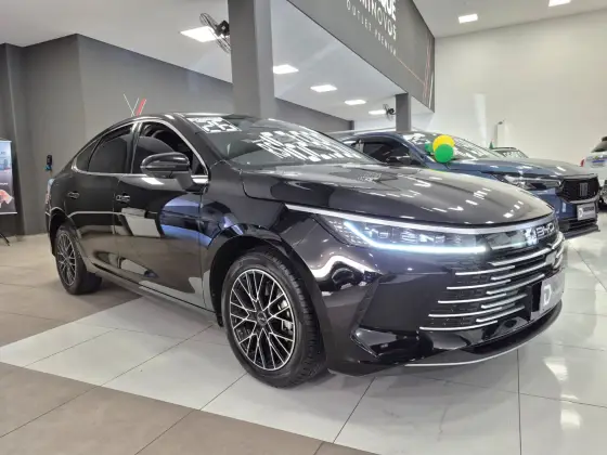 BYD KING 1.5 DM-I PHEV GS AUTOMÁTICO BYD KING 1.5 DM-I PHEV GS AUTOMÁTICO