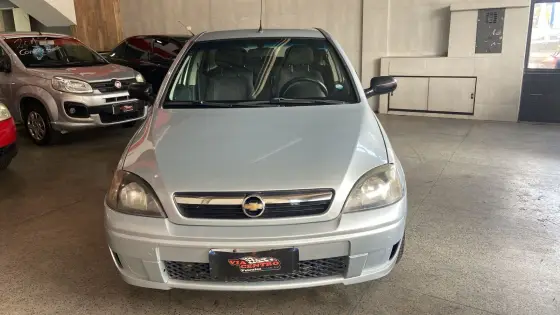 CHEVROLET CORSA 1.4 MPFI MAXX SEDAN 8V FLEX 4P MANUAL CHEVROLET CORSA 1.4 MPFI MAXX SEDAN 8V FLEX 4P MANUAL