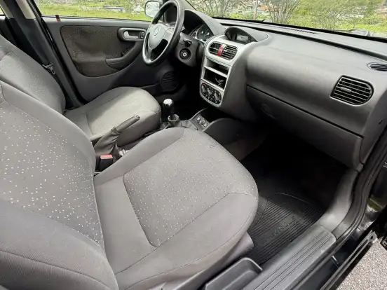 CHEVROLET-CORSA-1.4 MPFI PREMIUM SEDAN 8V FLEX 4P MANUAL CHEVROLET-CORSA-2010
