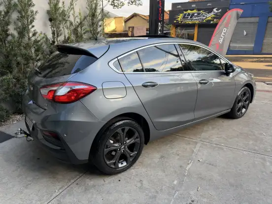 CHEVROLET-CRUZE-2019