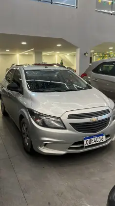 CHEVROLET ONIX 1.0 MPFI JOY 8V FLEX 4P MANUAL CHEVROLET ONIX 1.0 MPFI JOY 8V FLEX 4P MANUAL