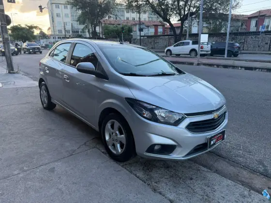 CHEVROLET ONIX 1.4 MPFI LT 8V FLEX 4P MANUAL CHEVROLET ONIX 1.4 MPFI LT 8V FLEX 4P MANUAL